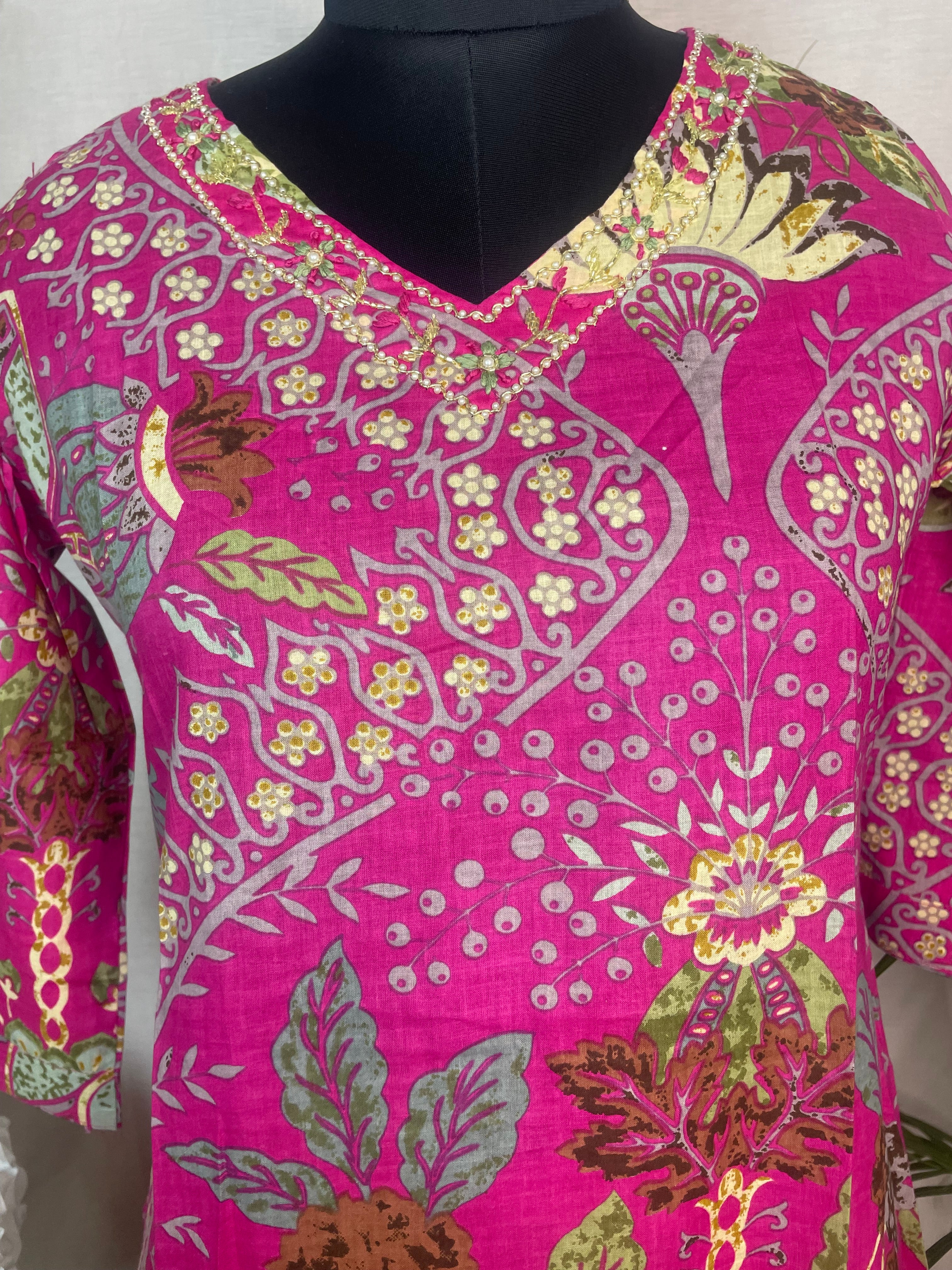 Aarohi Pink Garden Cotton 3 Pcs Suit Set