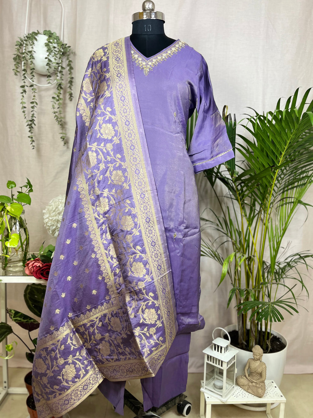 Aarvi Lavender 3 Pcs Suit Set