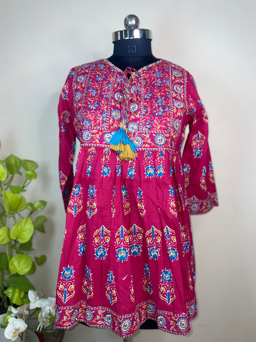 Berry Pop Top, Short Kurti
