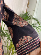 Kaira Rust Noir 3 Pcs Suit Set