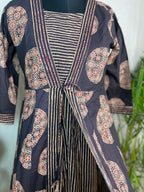 Kaira Rust Noir 3 Pcs Suit Set