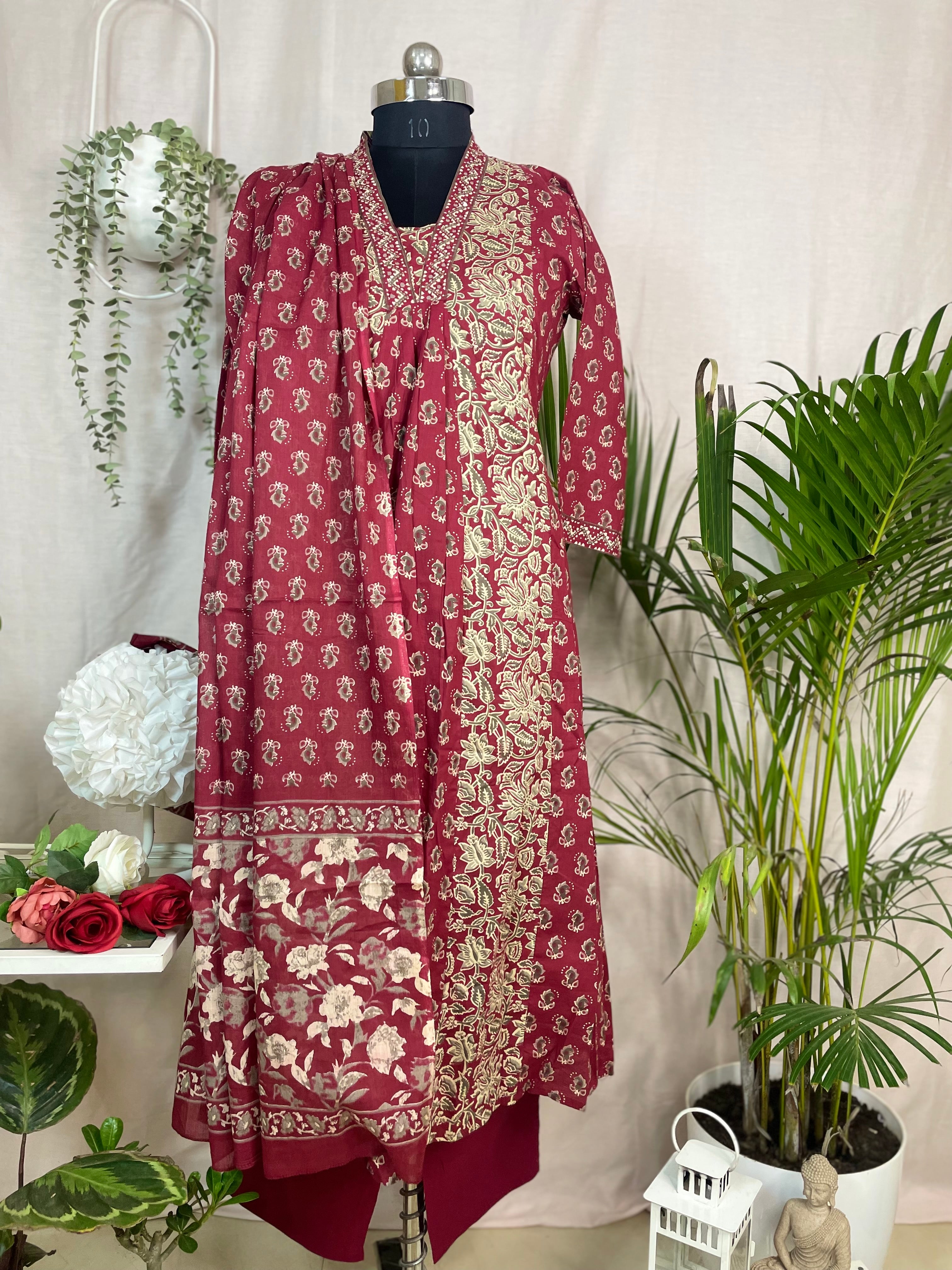 Aarna Maroon 3 Pcs Suit Set