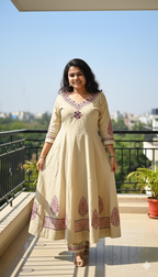 Shwea Élite Long Anarkali Co-ord Set