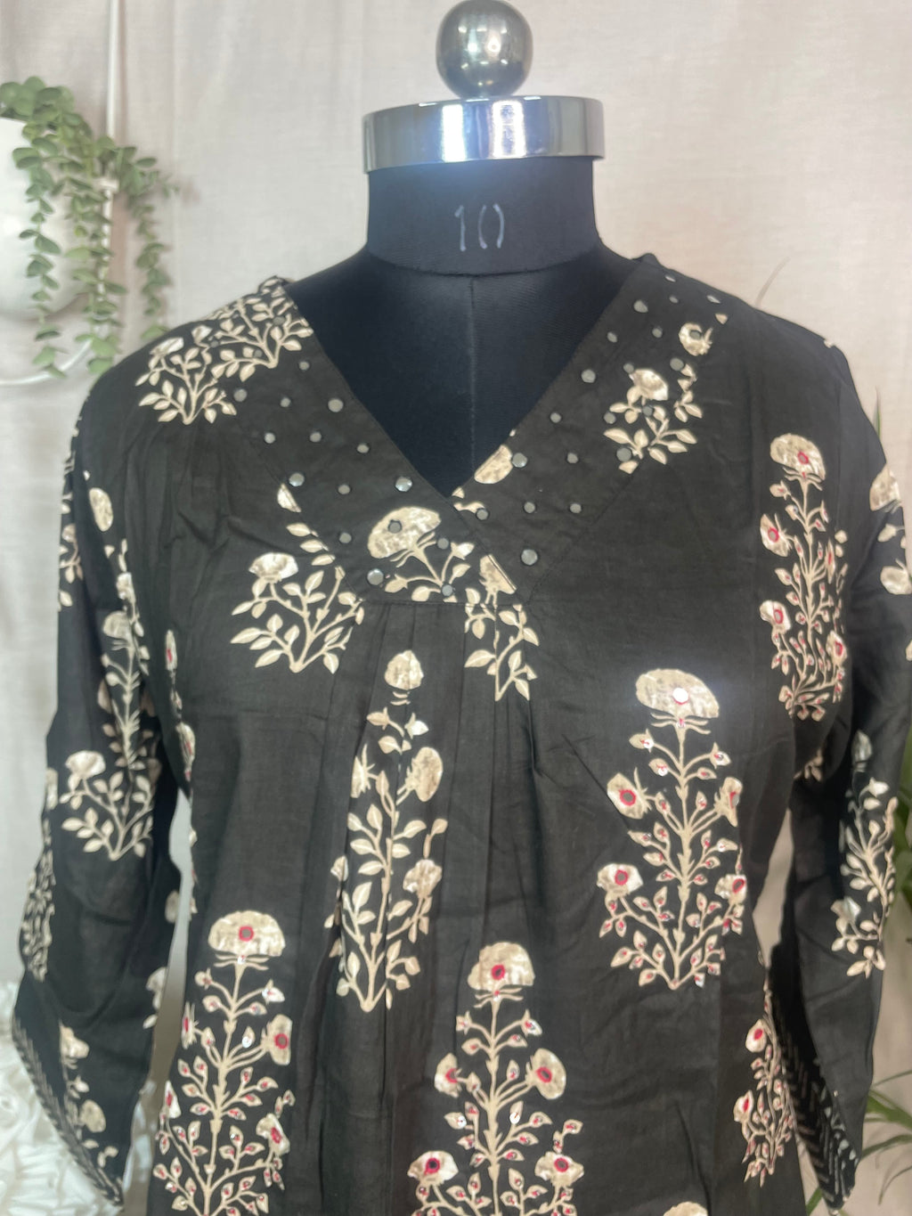 Hetvi Charcoal Bloom Cotton 3 Pcs Suit Set