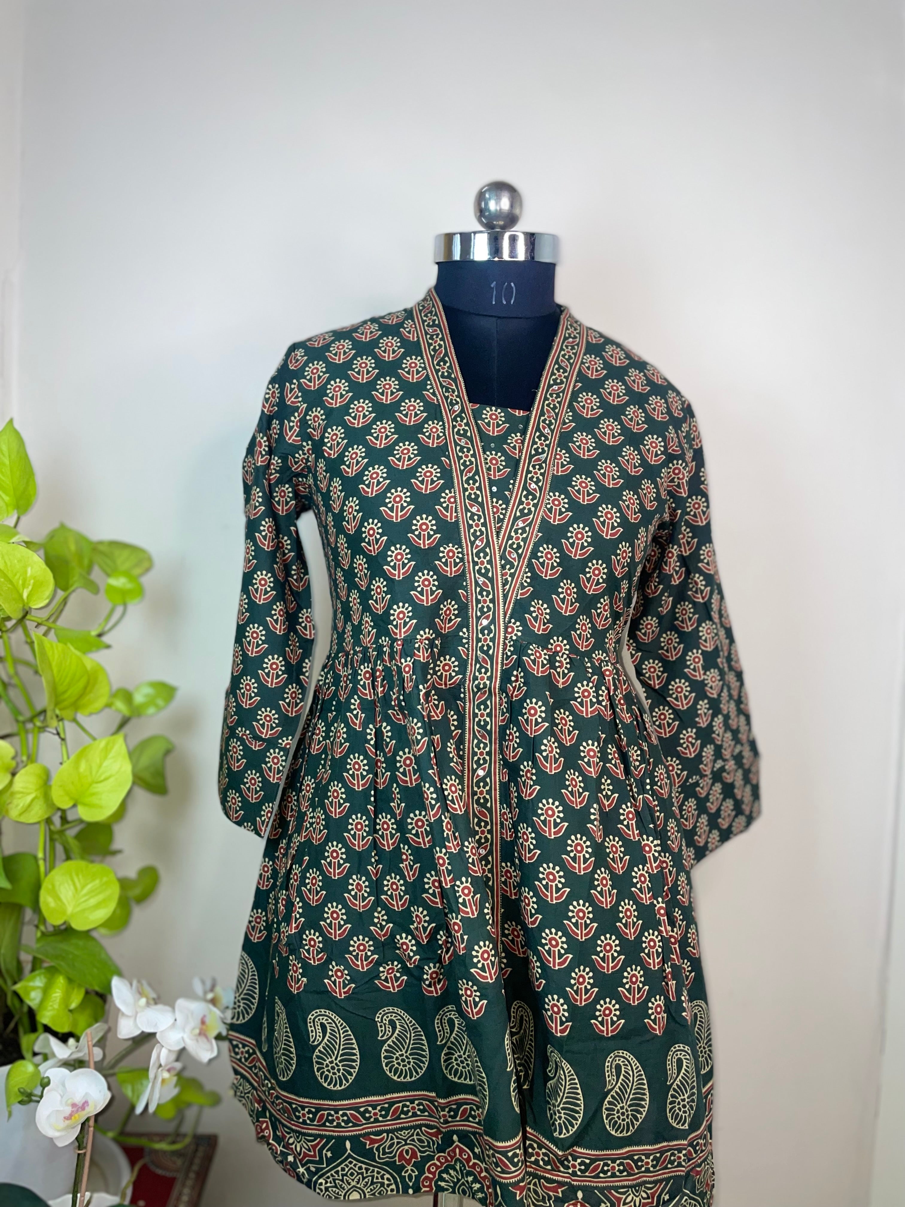 Emerald Paisley Hand Block Cotton Short Kurti
